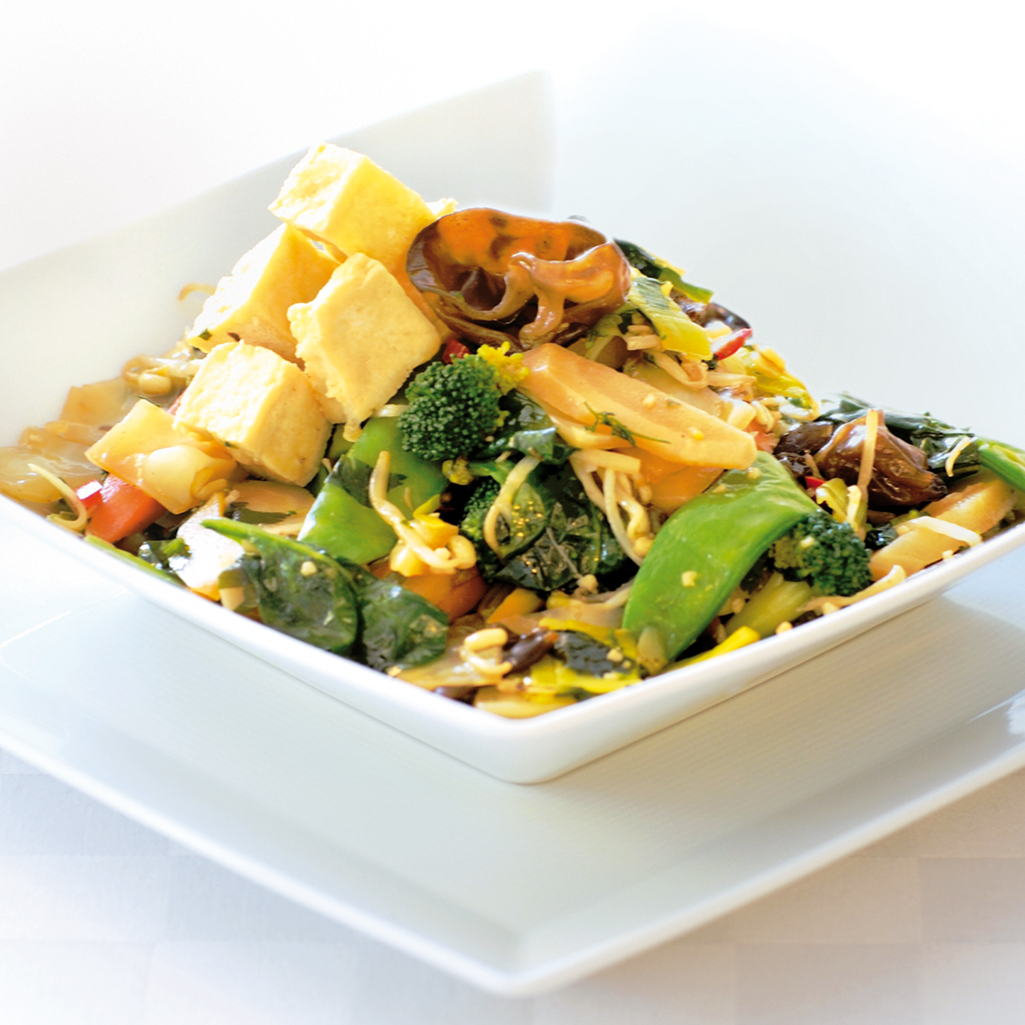 Wok-Gemüse mit Tofu | LaZoupa